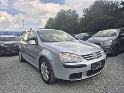 Silber Gebraucht 2005 VW Golf IV Comfortline Limousine | 4.750 € (Teuer)