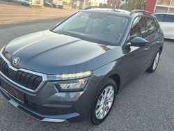 Grau Gebraucht 2021 Skoda Kamiq Ambition SUV | 19.990 € (Guter Preis)