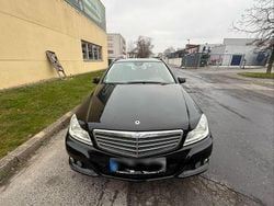 Schwarz Gebraucht 2011 Mercedes C200 Kombi | 4.800 € (Fairer Preis)