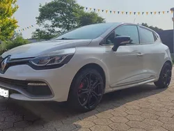 Weiß Gebraucht 2015 Renault Clio IV R.S. Kleinwagen | 14.100 € (Fairer Preis)