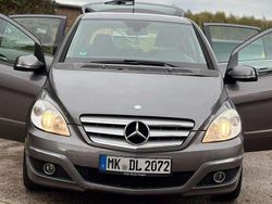 Grau Gebraucht 2008 Mercedes B170 Van / Kleinbus | 3.300 € (Fairer Preis)