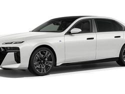 Weiß Gebraucht 2025 BMW 740 Comfort Edition Limousine | 112.625 € (Superpreis)