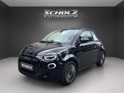 Onyx schwarz Gebraucht 2022 Fiat 500e Icon Kleinwagen | 19.490 € (Guter Preis)