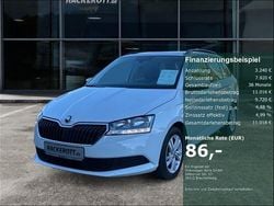 Weiß Gebraucht 2022 Skoda Fabia Ambition Kleinwagen | 12.960 € (Guter Preis)