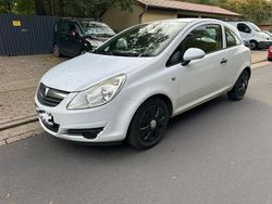 Weiß Gebraucht 2009 Opel Corsa Kleinwagen | 1.100 € (Guter Preis)