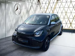 Karosserie in black Gebraucht 2021 Smart ForFour Electric Drive Limousine | 7.598 € (Guter Preis)