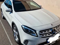 Weiß Gebraucht 2017 Mercedes 200 Kombi | 18.950 €