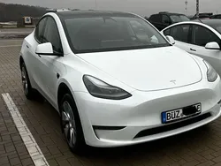 Weiß Gebraucht 2022 Tesla Model Y Long Range SUV | 35.900 € (Guter Preis)