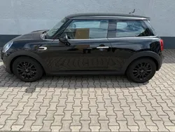 Schwarz Gebraucht 2019 Mini ONE Kleinwagen | 12.550 € (Fairer Preis)