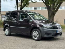 Rot Gebraucht 2020 VW Caddy Life Van / Kleinbus | 15.900 € (Fairer Preis)