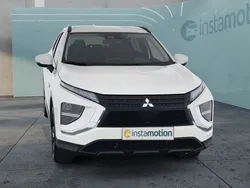 Weiß Gebraucht 2022 Mitsubishi Eclipse Cross Basis SUV | 25.270 € (Guter Preis)
