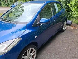 Blau Gebraucht 2009 Mazda 2 Kleinwagen | 2.300 € (Fairer Preis)