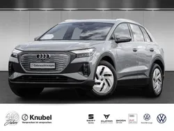 Grau Gebraucht 2021 Audi Q4 e-tron Comfort SUV | 24.880 € (Fairer Preis)