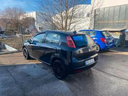 Schwarz Gebraucht 2009 Fiat Punto Kleinwagen | 2.100 € (Fairer Preis)