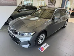 Grau Gebraucht 2024 BMW 320 M Sport Kombi | 39.990 € (Fairer Preis)