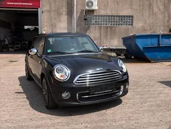 Schwarz Gebraucht 2011 Mini Cooper Kleinwagen | 7.700 € (Teuer)