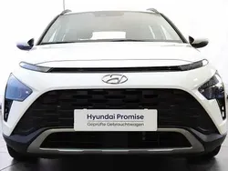 Weiß Gebraucht 2024 Hyundai Bayon Trend SUV | 19.940 € (Fairer Preis)