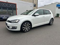 Weiß Gebraucht 2013 VW Golf VII Highline Limousine | 12.699 € (Teuer)