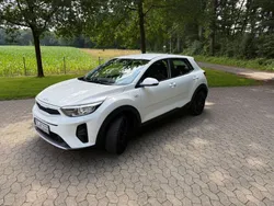 Weiß Gebraucht 2022 Kia Stonic Edition 7 SUV | 14.790 € (Fairer Preis)