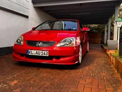 Rot Gebraucht 2004 Honda Civic Coupé | 9.900 €
