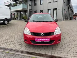 Rot Gebraucht 2010 Renault Clio II Authentique | 3.290 € (Teuer)