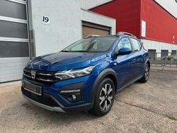 Blau Gebraucht 2021 Dacia Sandero Stepway Kleinwagen | 14.600 € (Fairer Preis)