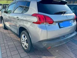 Grau Gebraucht 2016 Peugeot 2008 Active SUV | 6.950 € (Fairer Preis)
