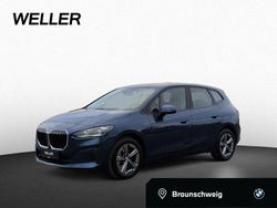 Phytonicblau (blau) Gebraucht 2022 BMW 223 Active Tourer Performance Van / Kleinbus | 29.690 € (Guter Preis)