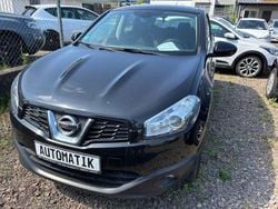 Schwarz Gebraucht 2011 Nissan Qashqai Acenta SUV | 9.490 € (Etwas zu teuer)
