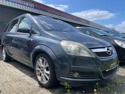 Gebraucht 2006 Opel Zafira Cosmo Van / Kleinbus | 2.100 € (Guter Preis)