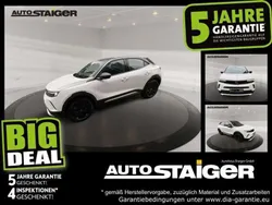 Jade weiss Gebraucht 2022 Opel Mokka-e Edition SUV | 18.789 € (Fairer Preis)