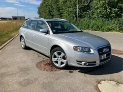 Silber Gebraucht 2005 Audi A4 Kombi | 2.450 € (Superpreis)