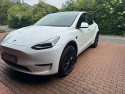 Weiß Gebraucht 2022 Tesla Model Y Long Range SUV | 35.000 € (Guter Preis)