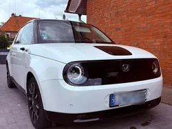 Weiß Gebraucht 2021 Honda e Advance Kleinwagen | 15.900 € (Etwas zu teuer)