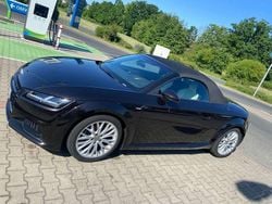 Braun Gebraucht 2018 Audi TT Roadster Design Cabrio | 28.000 € (Fairer Preis)