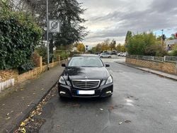 Schwarz Gebraucht 2009 Mercedes E250 Avantgarde Limousine | 8.499 € (Fairer Preis)