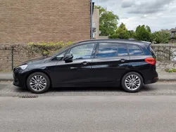 Schwarz Gebraucht 2019 BMW 218 Gran Tourer Sport Line Van / Kleinbus | 14.000 € (Fairer Preis)