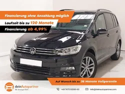 Deep black perleffekt Gebraucht 2024 VW Touran Van / Kleinbus | 34.800 € (Fairer Preis)
