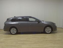 Grau Gebraucht 2024 Opel Astra Business Kombi | 16.480 € (Superpreis)