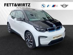 Capparisweiß mit akzent bmwi blau Gebraucht 2022 BMW i3 Kleinwagen | 19.890 € (Fairer Preis)