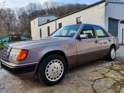 Braun Gebraucht 1993 Mercedes 220 Limousine | 6.000 €