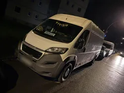 Weiß Gebraucht 2019 Peugeot Boxer Van | 11.500 €