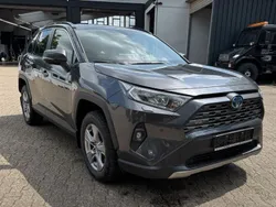 Schwarz Neu 2025 Toyota RAV4 Hybrid SUV | 42.900 € (Guter Preis)