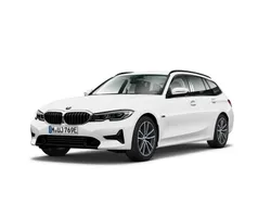 Alpinweiß uni Gebraucht 2022 BMW 330e Sport Line Kombi | 35.990 € (Fairer Preis)