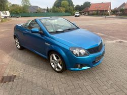Blau Gebraucht 2005 Opel Tigra Cabrio | 2.399 € (Fairer Preis)