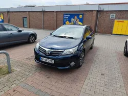 Blau Gebraucht 2013 Toyota Avensis Kombi | 9.500 € (Fairer Preis)