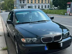 Schwarz Gebraucht 2004 BMW 318 Limousine | 5.500 €