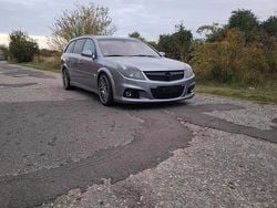 Grau Gebraucht 2005 Opel Vectra OPC Kombi | 2.700 € (Teuer)