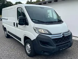 Weiß Gebraucht 2021 Citroën Jumper Start Van / Kleinbus | 15.999 €