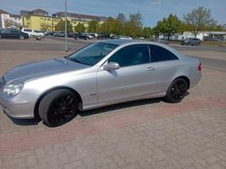 Silber Gebraucht 2004 Mercedes CLK200 Avantgarde Coupé | 4.000 € (Superpreis)
